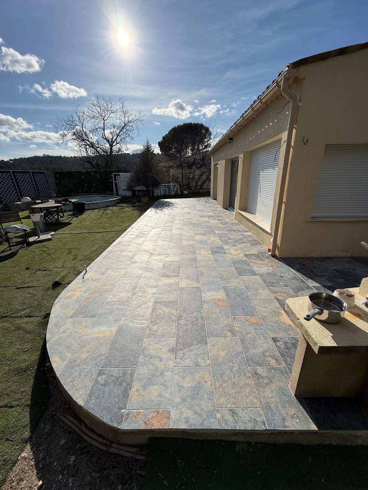 Zone intervention carrelage var